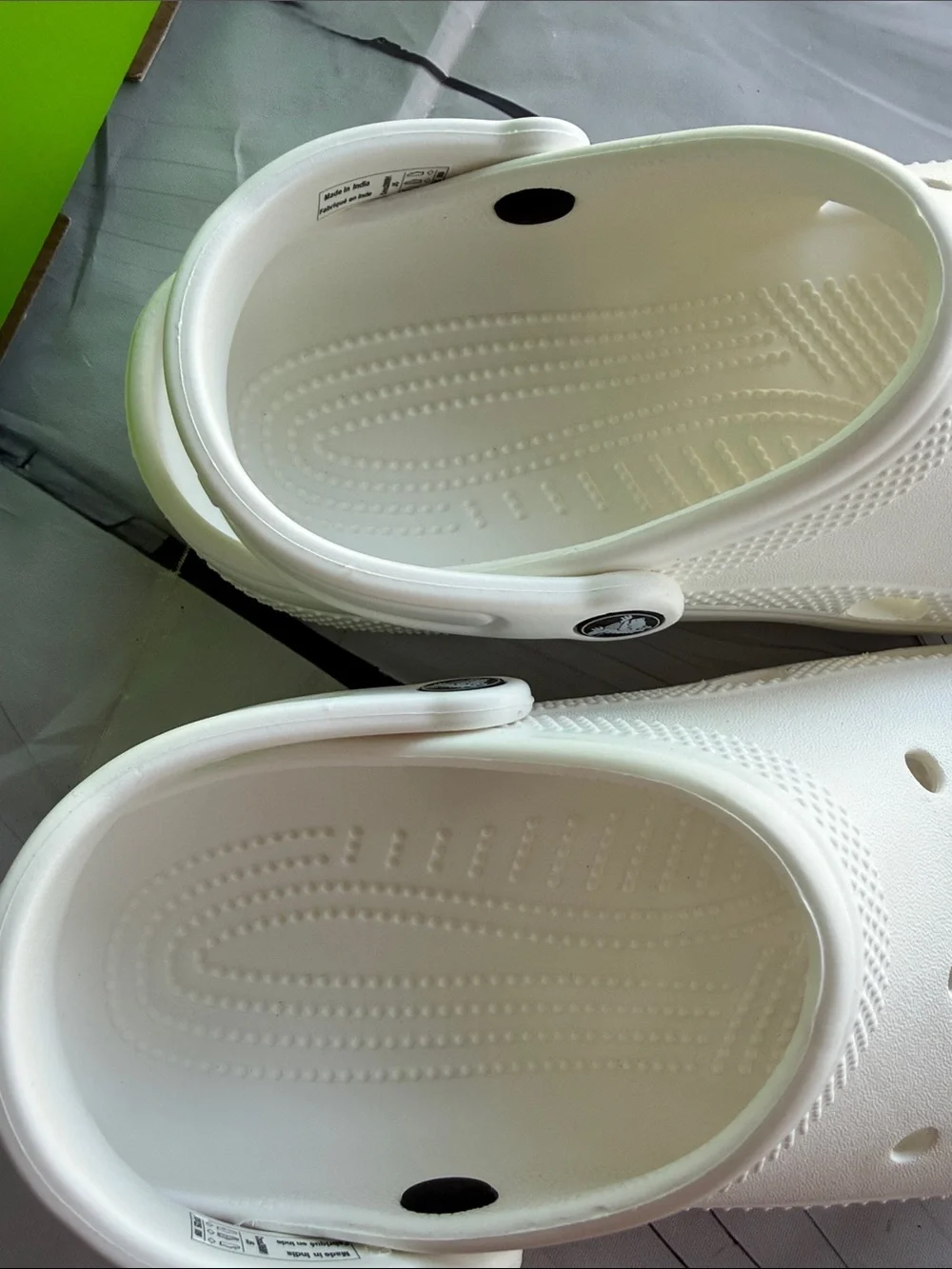 CROCS Classic Clogs in White
